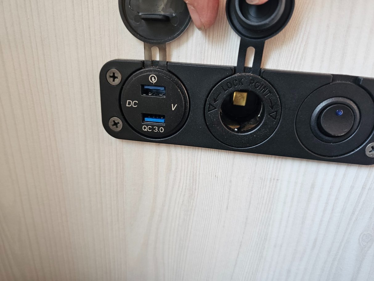 USB